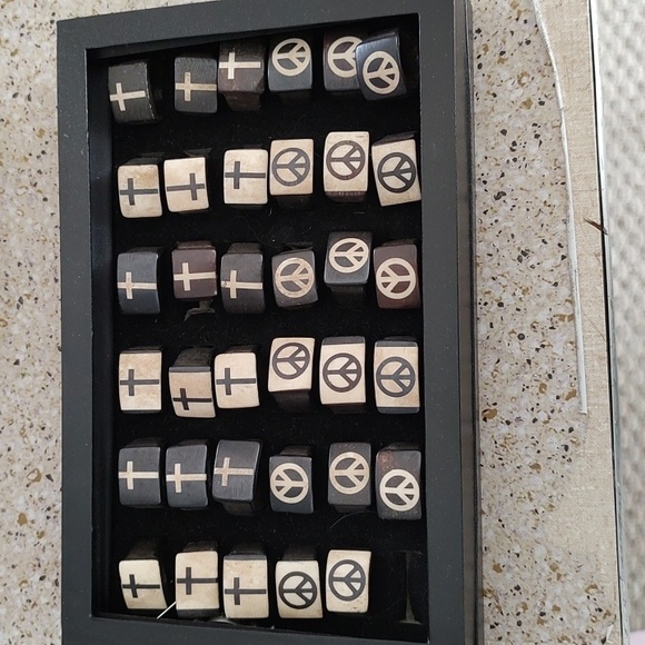 Three Flats Of Rings - Picture 4 of 11